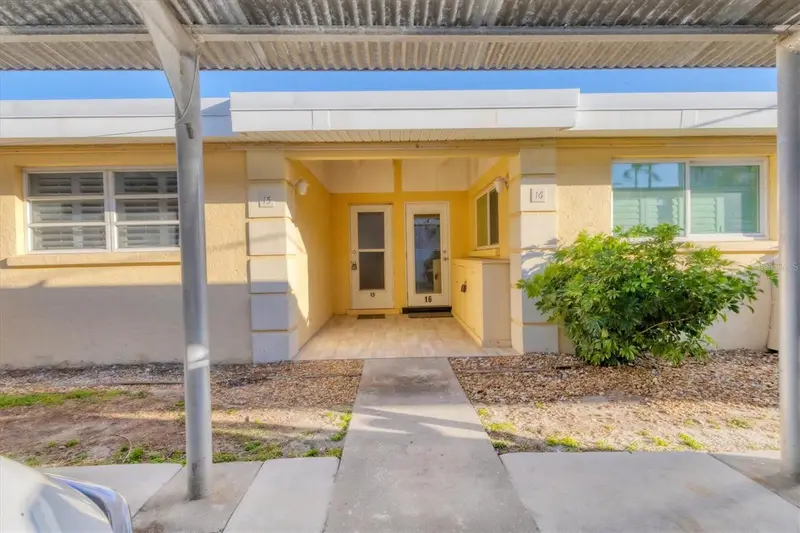 6006 Midnight Pass Rd #15, FL