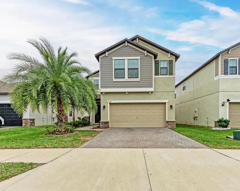 9917 Ivory Dr, FL