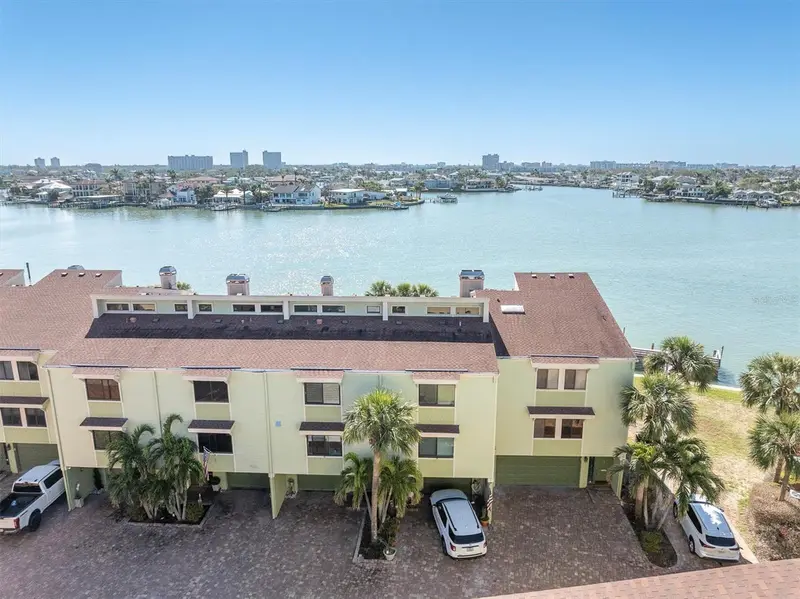 553 Haven Point Dr, FL