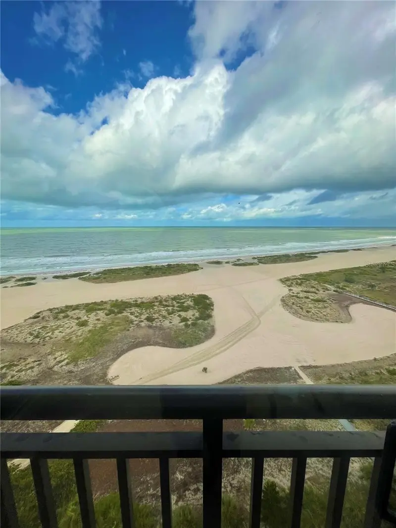 1270 Gulf Blvd #1501, FL