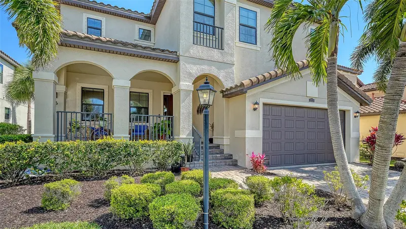5723 Title Row Dr, FL