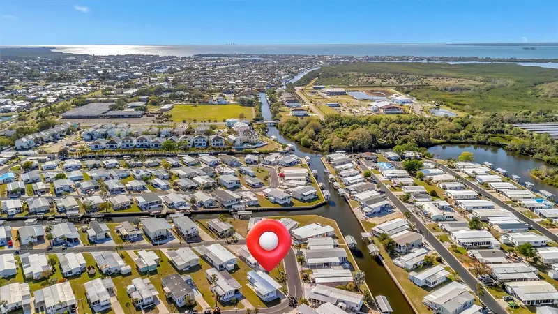 128 E Saint Johns Way, FL
