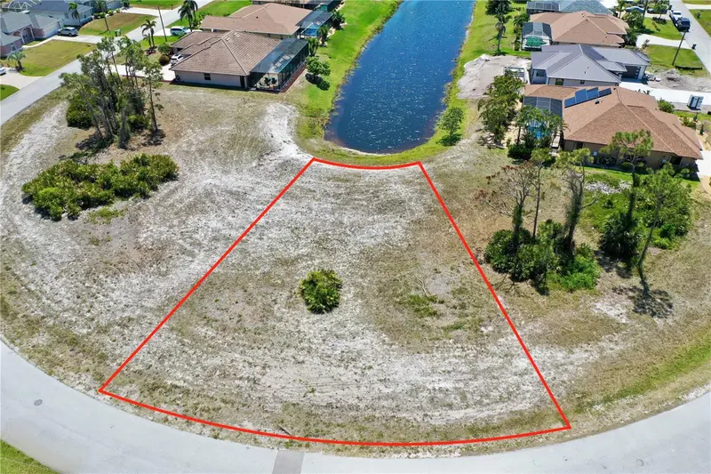 15 Medalist Way, FL