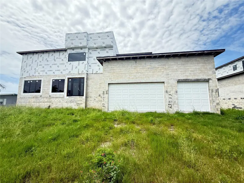 242 Bangsberg Rd Se, FL