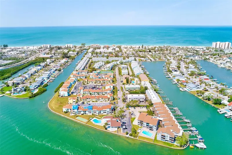 615 Garland Cir, FL