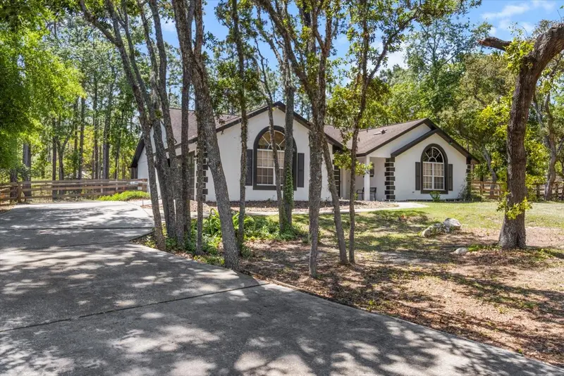 5531 N Mallows Cir, FL