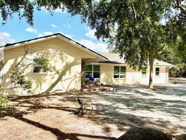 110 Pine Ave, FL