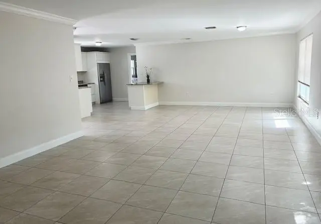 110 Pine Ave, FL