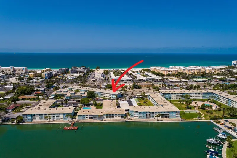6161 Gulf Winds Dr #338, FL