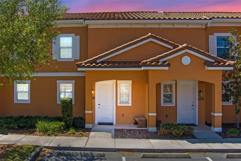 2618 Roadster Ln, FL