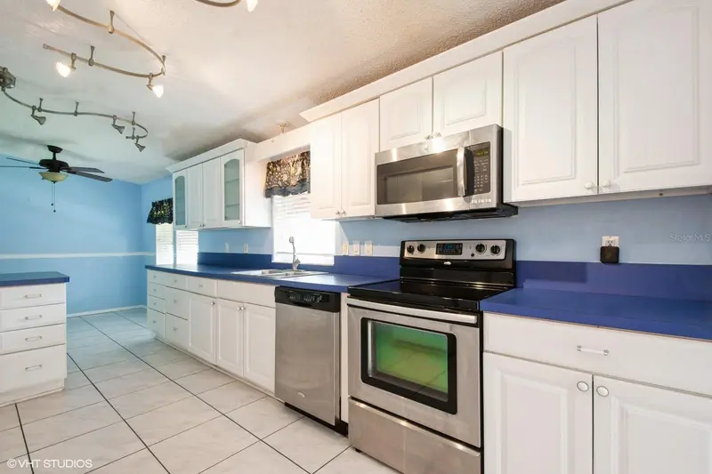 472 Trout Ln, FL