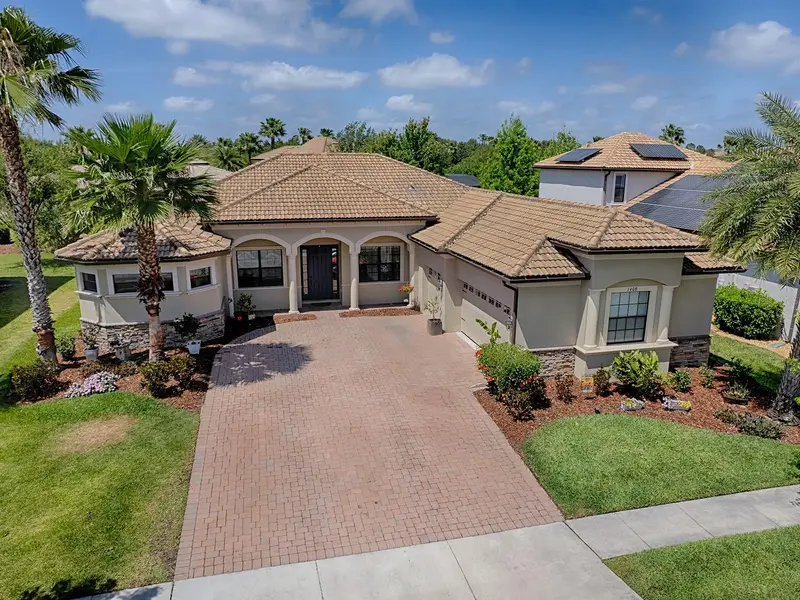 1408 Deuce Cir, FL