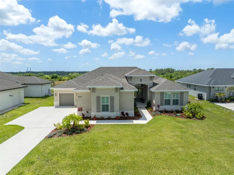 5214 Lake Venice Dr, FL