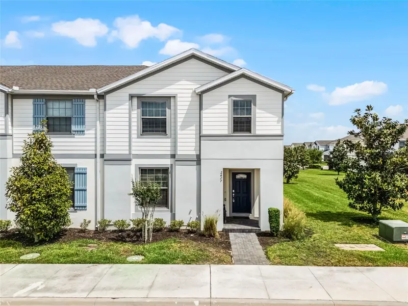 2427 Dubai St, FL