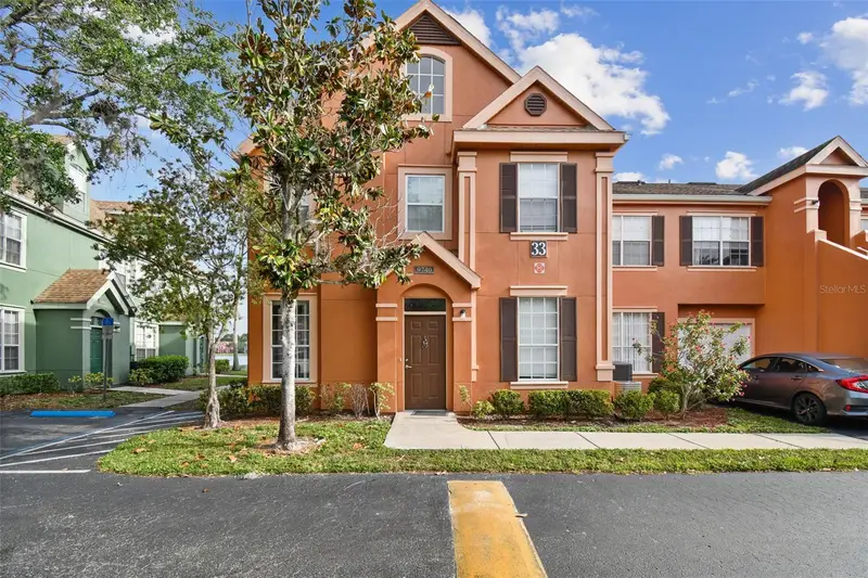 9740 Lake Chase Island Way #9740, FL