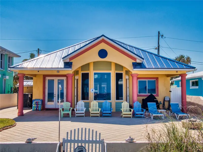 811 N Atlantic Ave, FL