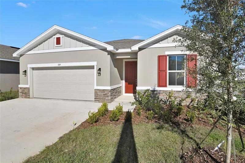 1737 Carnelian St, FL