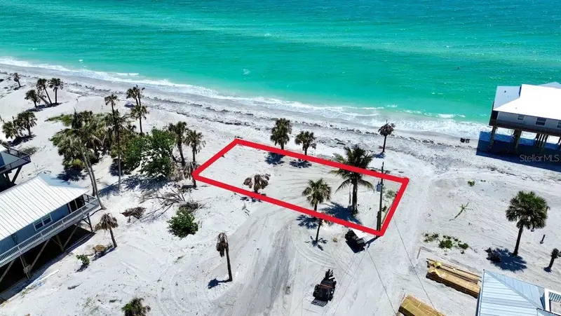 8438 Little Gasparilla Is, FL