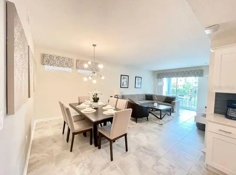 3120 Paradox Cir #101, FL