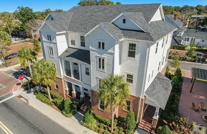 141 Se Watula Ave, FL