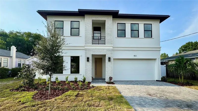 803 W Woodlawn Ave, FL