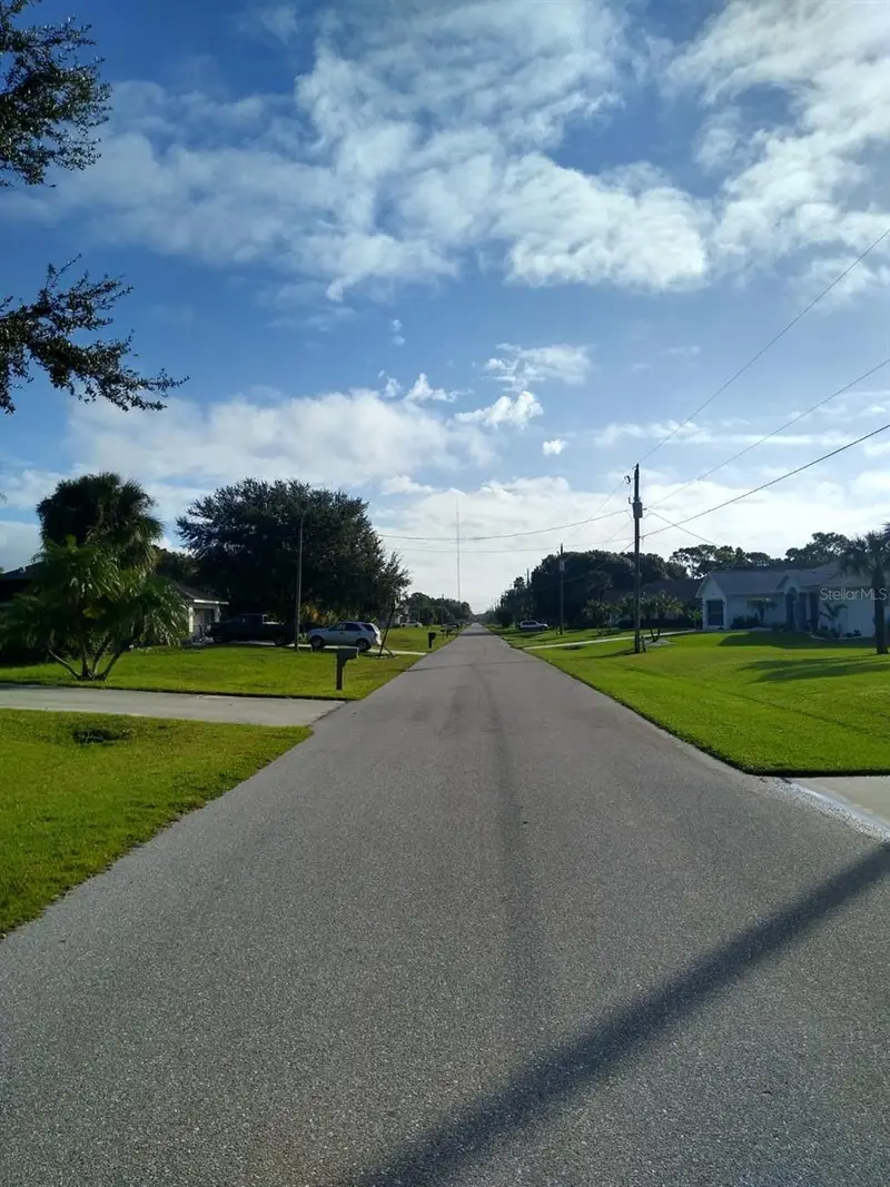 81 Long Meadow Pl, FL