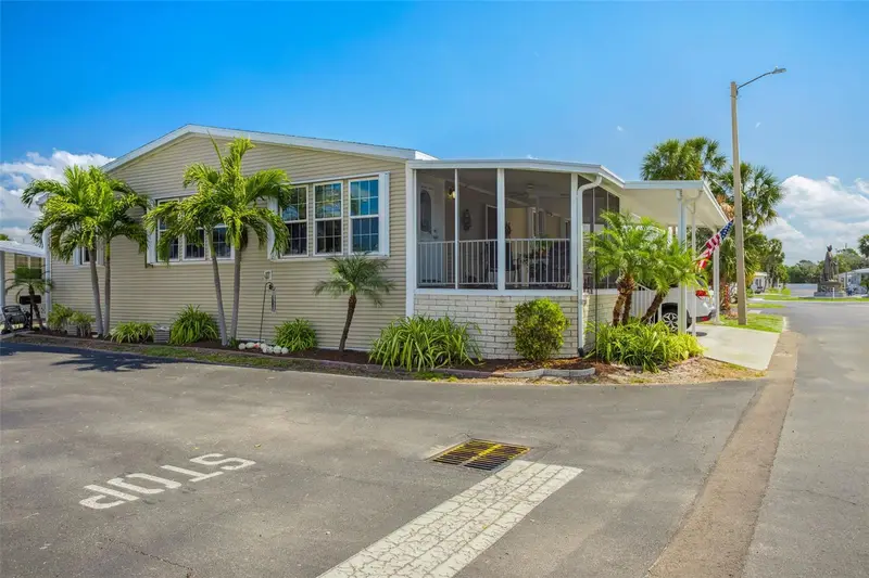 4851 W Gandy Blvd #B09l23, FL