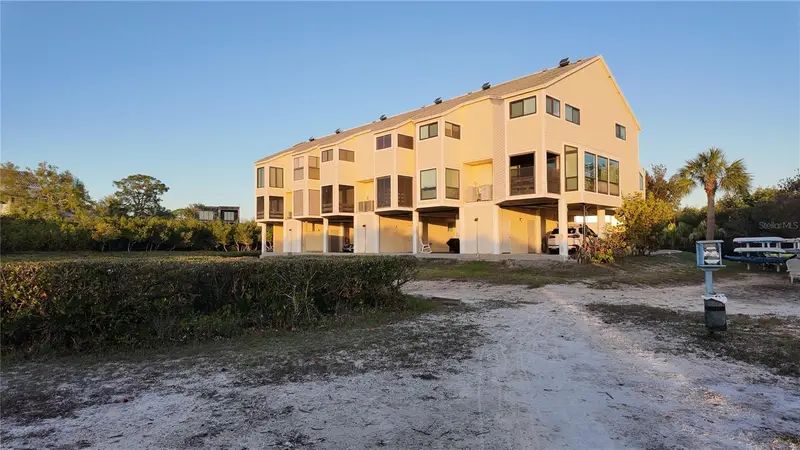 1500 Sunset Rd Bldg C #C7, FL