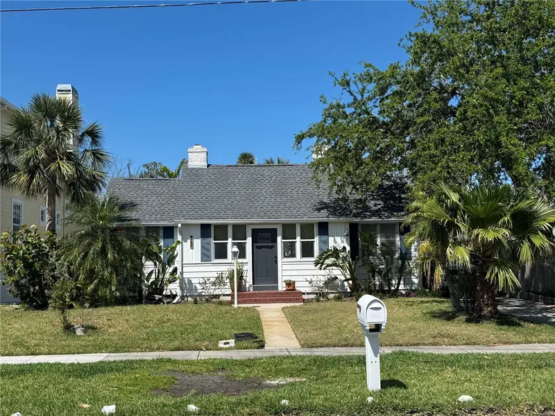 766 Bay Esplanade, FL