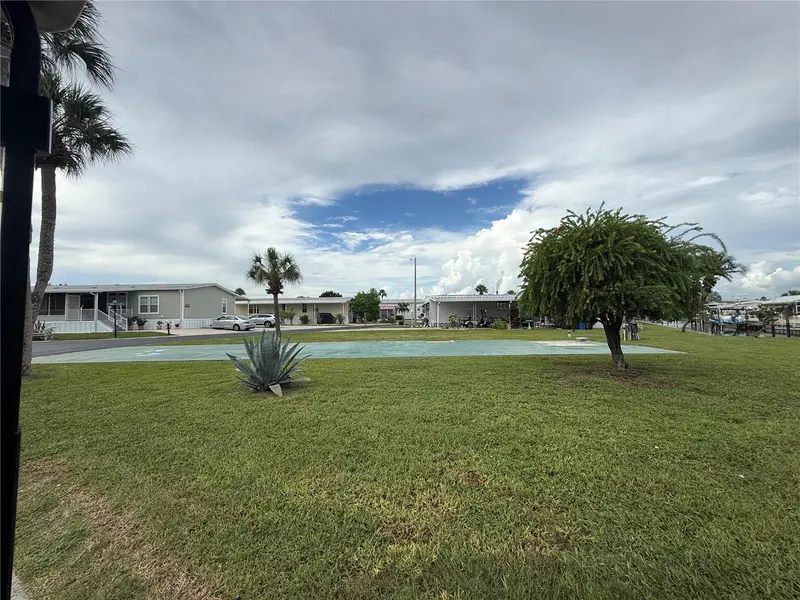 101 E Saint Lucia Loop, FL