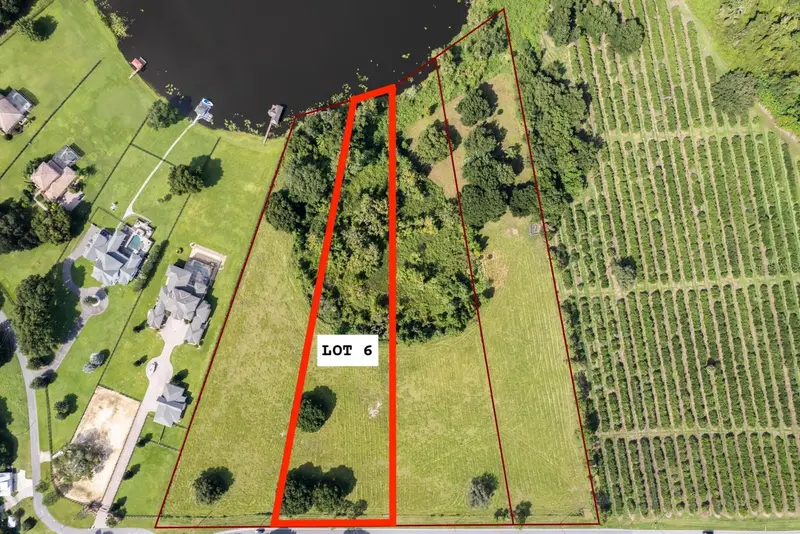17931 County Road 448, FL