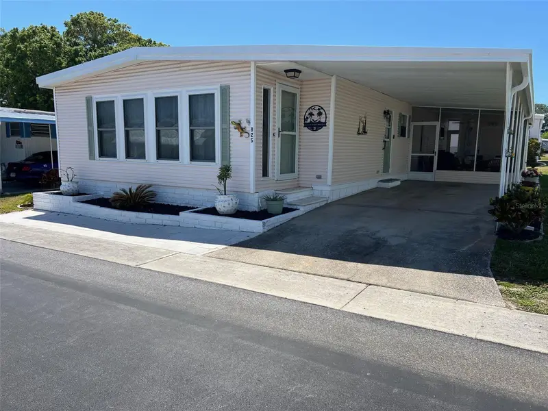 825 Coconut Palm St, FL