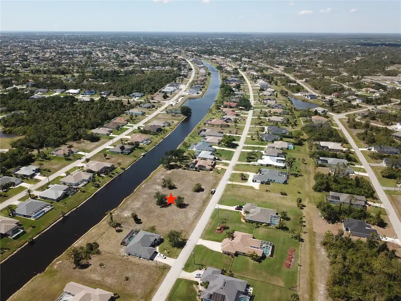 826 Boundary Blvd, FL