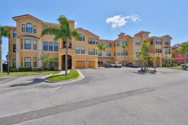 2739 Via Capri #1024, FL