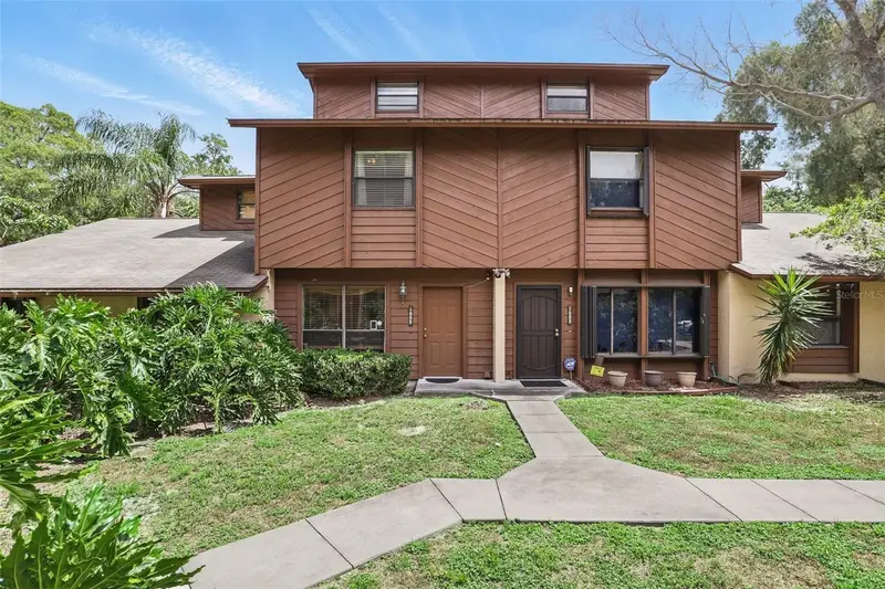 1005 Love Ln #25, FL