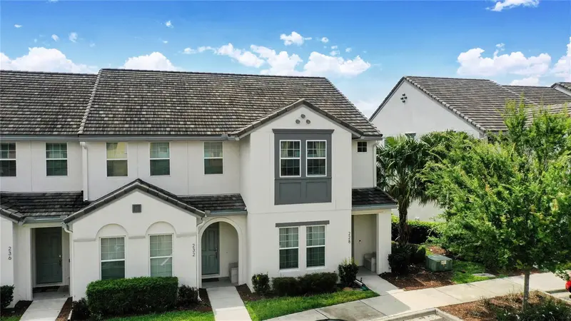 228 Captiva Dr, FL