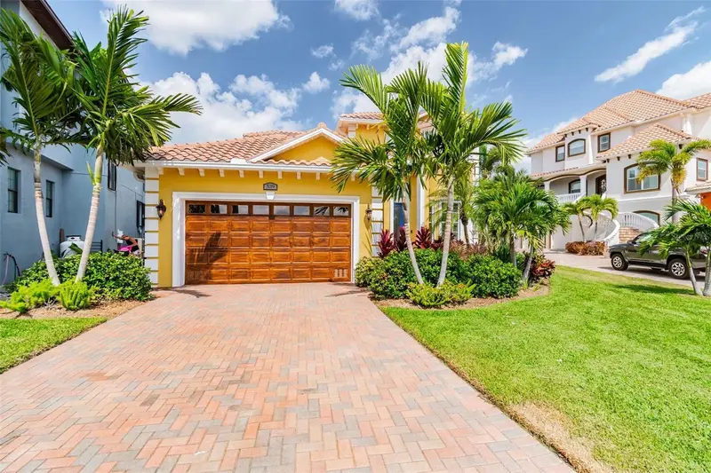 539 Treviso Dr, FL