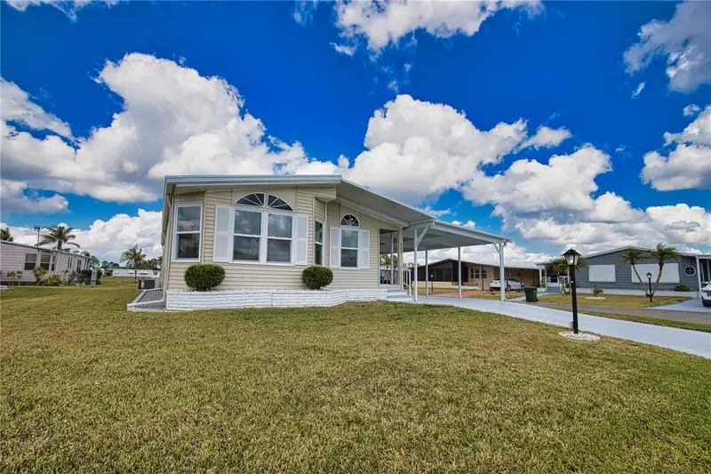 565 Madero, FL