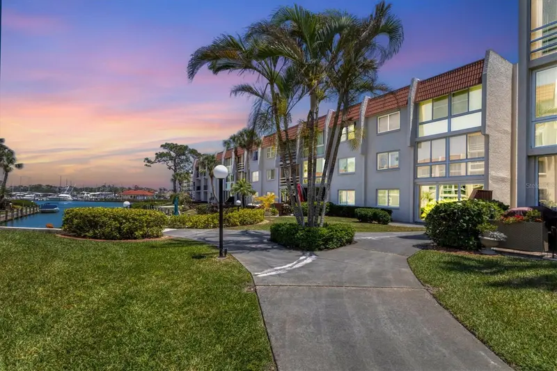 210 Santa Maria St #244, FL