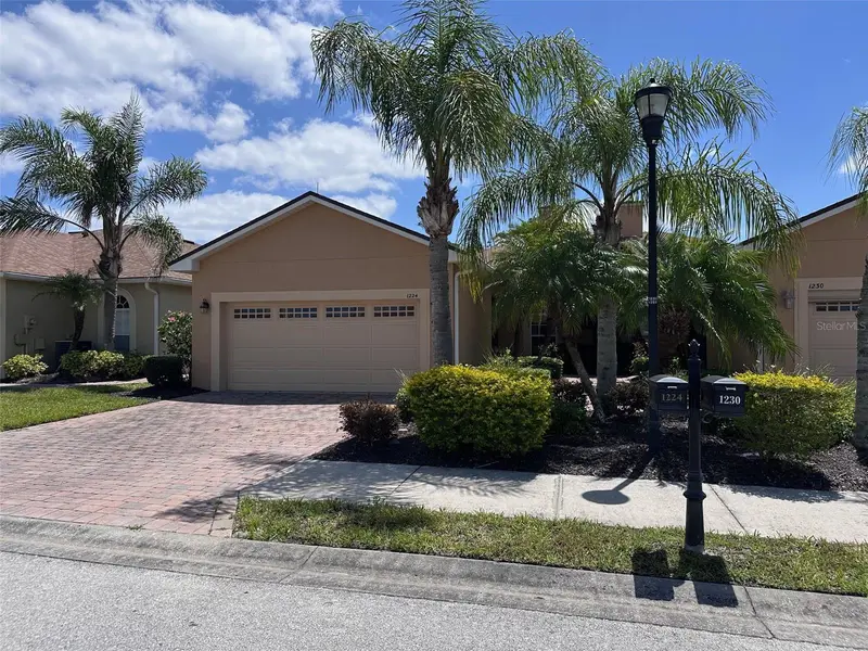 1224 Vienna Square Dr, FL