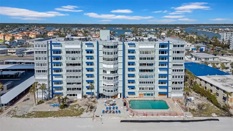 17400 Gulf Blvd #I4, FL