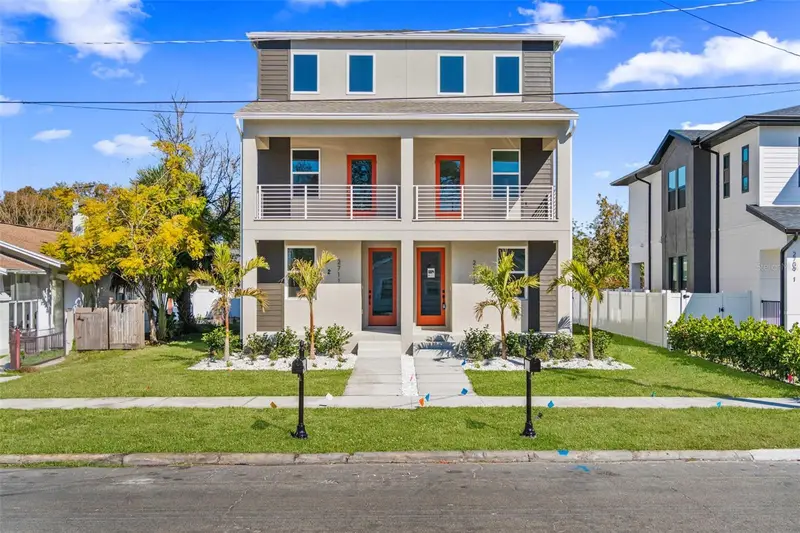 2711 W North B St #2, FL