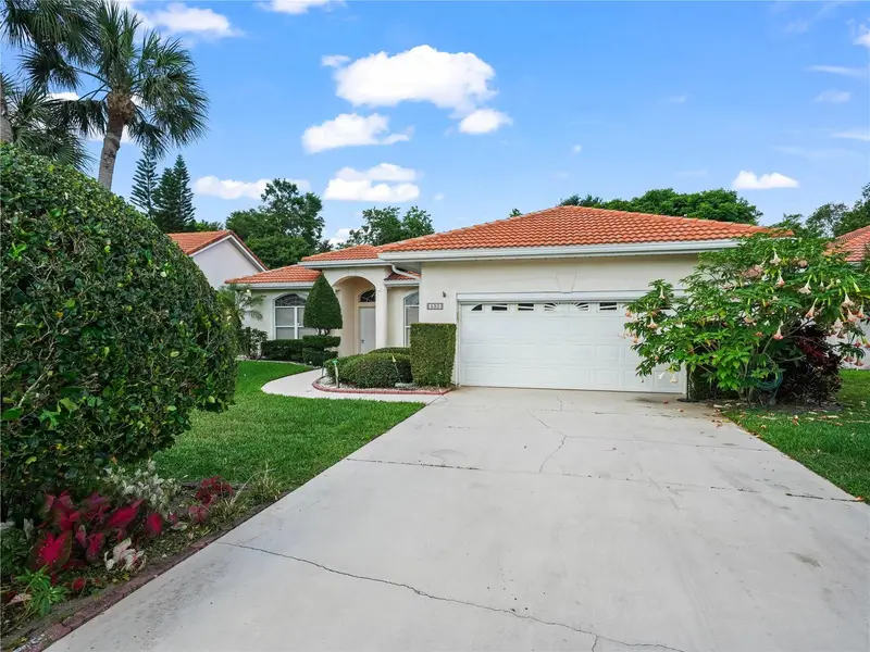 530 Greenway Dr, FL