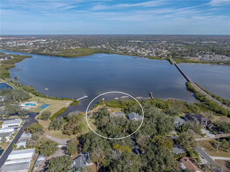 3484 Shore Dr, FL