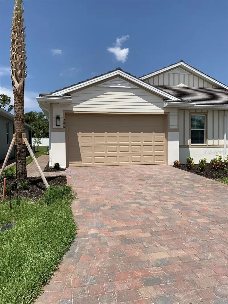 240 Ibiza Loop, FL