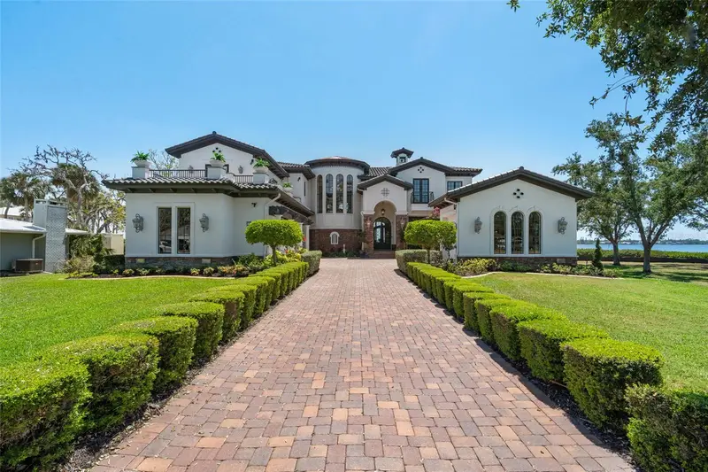 2107 4th Street Ct W, FL