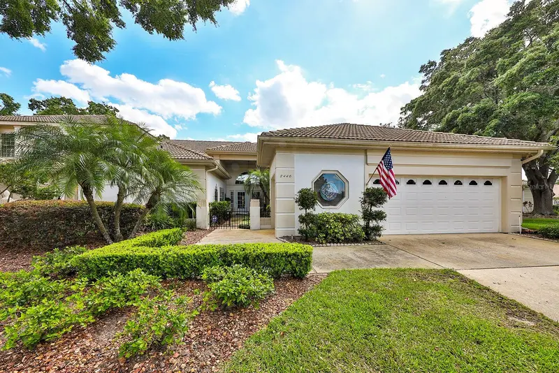 2446 Sweetwater Country Club Dr, FL