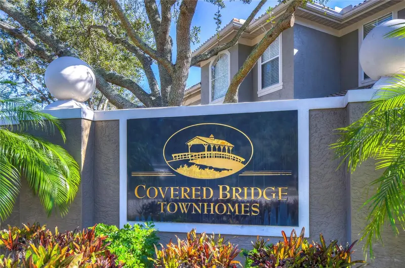 3292 Covered Bridge Dr E, FL