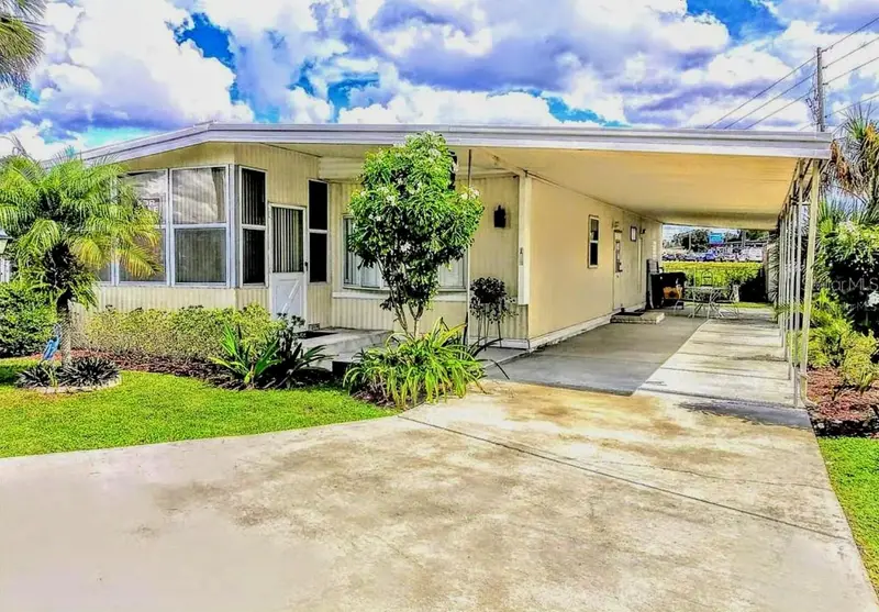 100 Lakeside Ranch Dr, FL