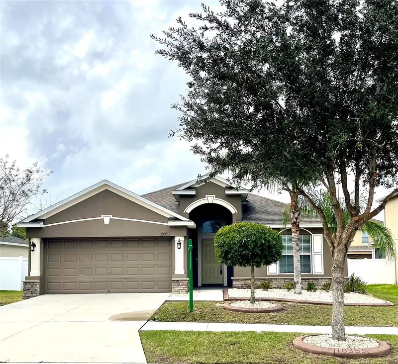 18353 Briar Oaks Dr, FL